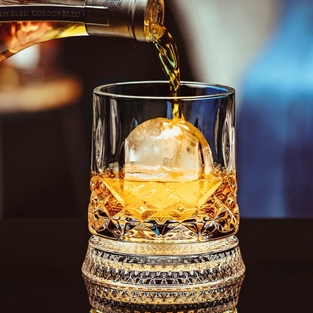 Spinning Whiskey Glasses Set of 4, 9.5 oz with Rotating Bases, Whiskey Gift