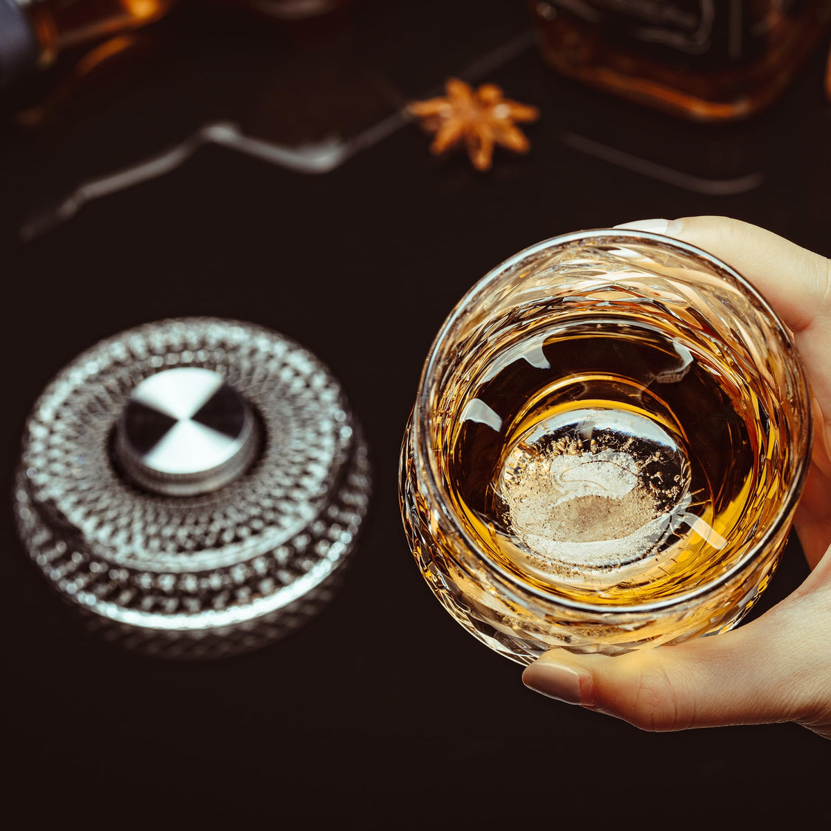 Spinning Whiskey Glasses Set of 4, 9.5 oz with Rotating Bases, Whiskey Gift