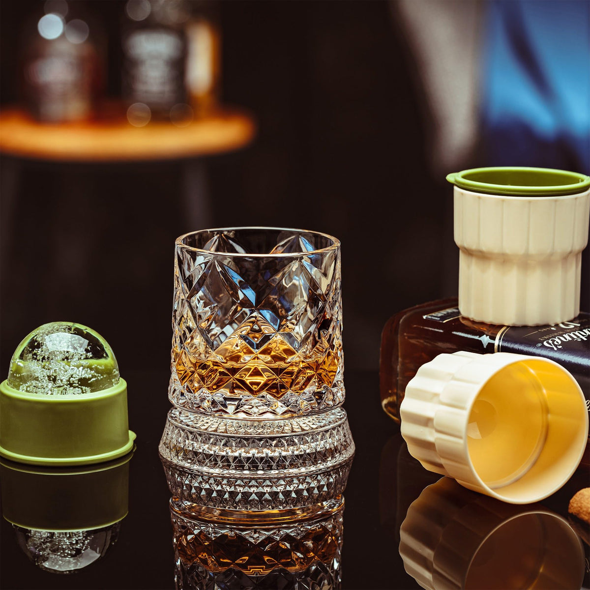 Spinning Whiskey Glasses Set of 4, 9.5 oz with Rotating Bases, Whiskey Gift