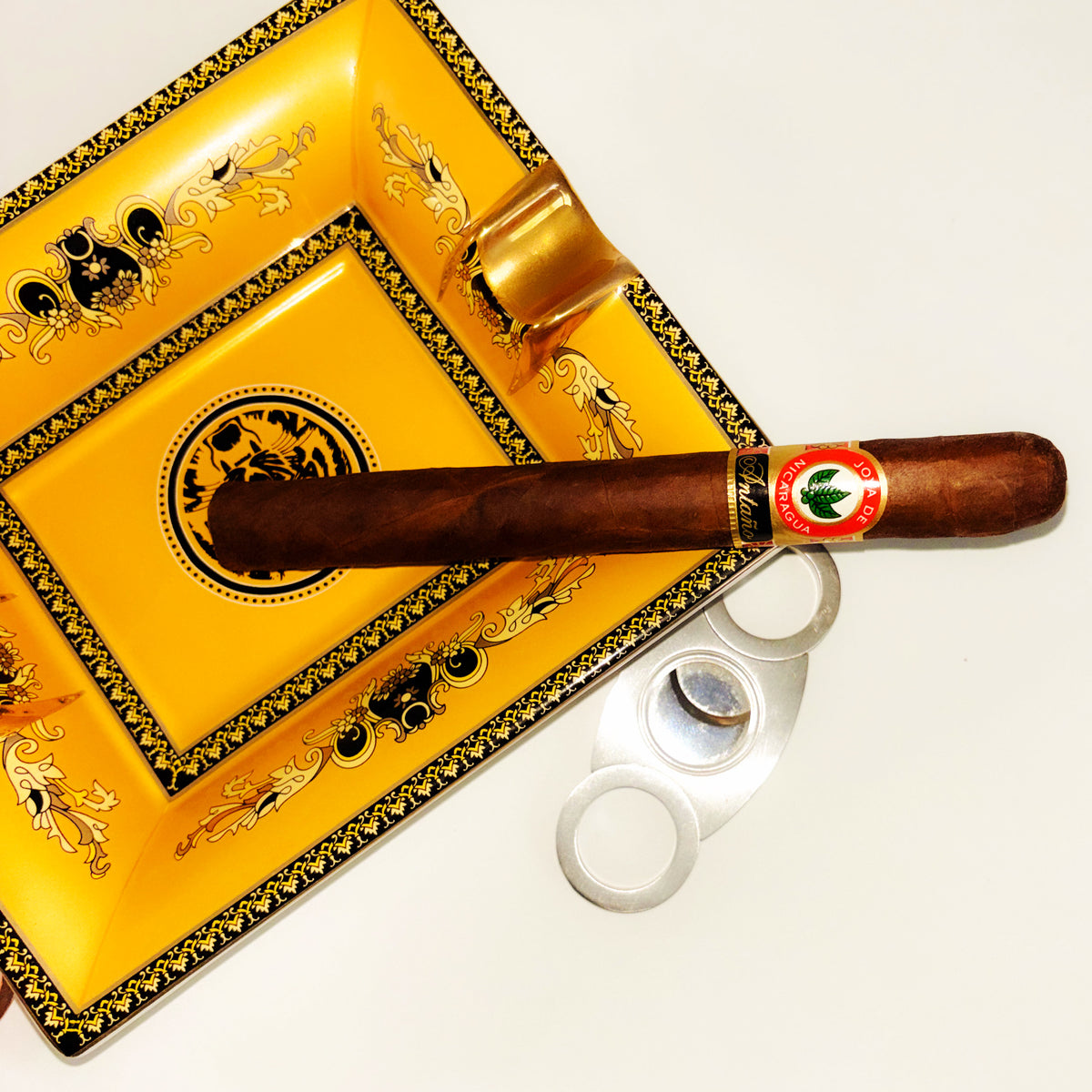 Cedar, Leather & Smoke