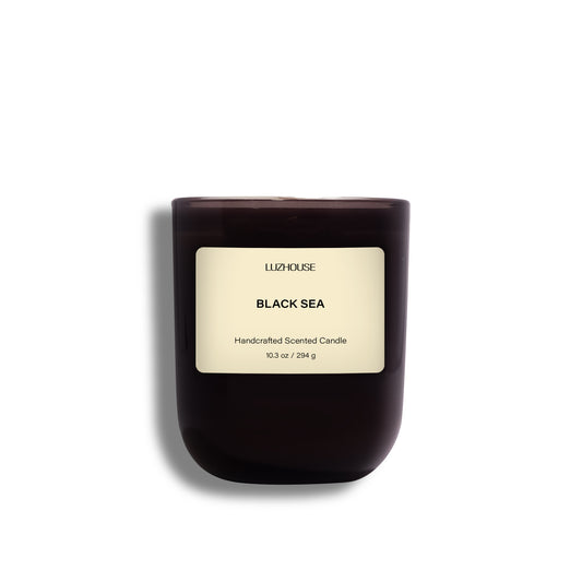 Luzhouse Black Sea Smoke Candle